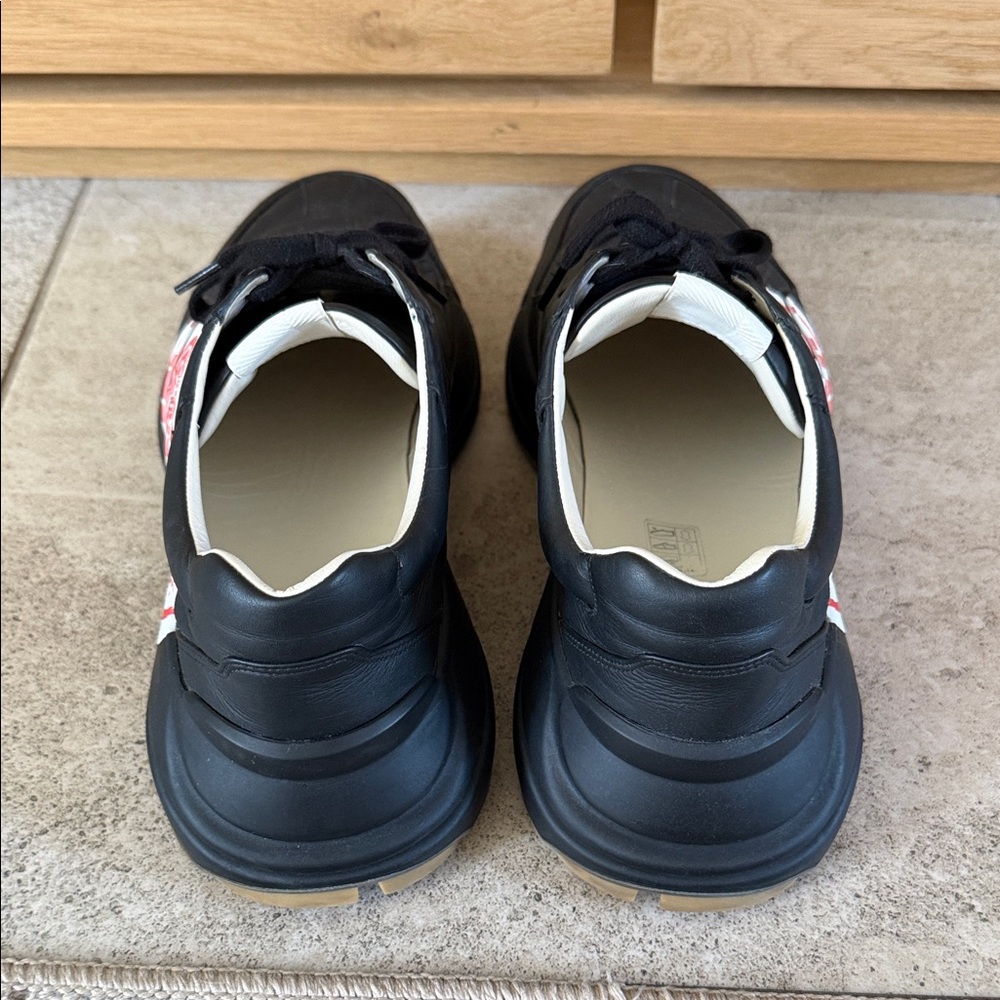 Gucci Black Leather Sneakers with White and Red Logo Patch - Picture 5 of 7